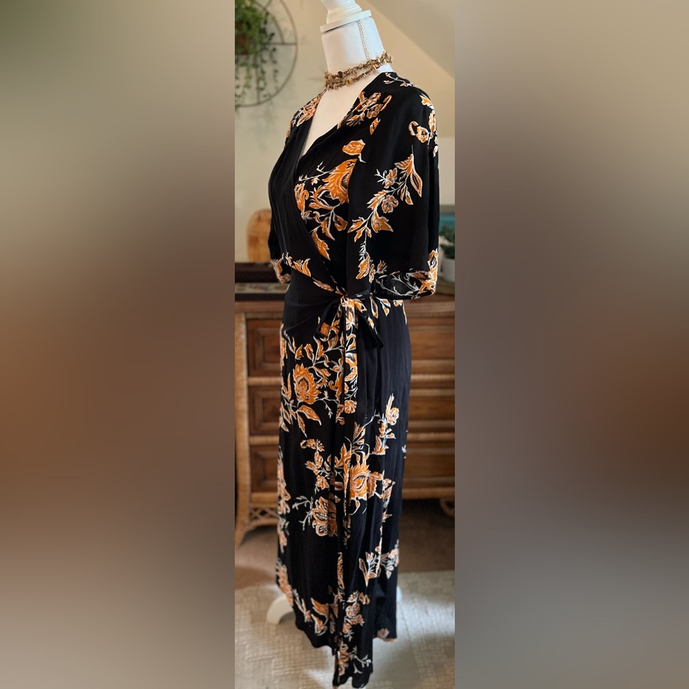 Wrap maxi dress - Picture 8 of 9